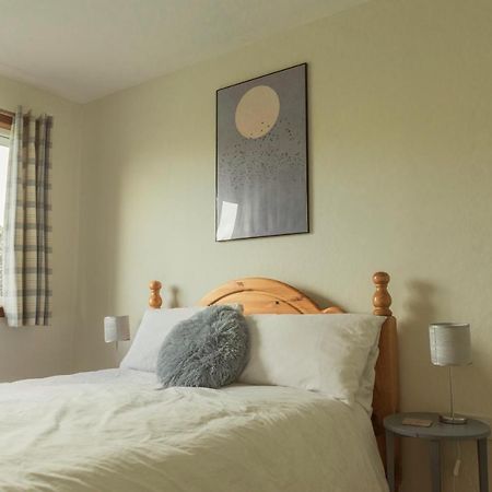 Apartamento No 4 The Highlands Strathpeffer Exterior foto