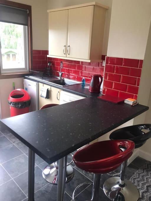 Apartamento No 4 The Highlands Strathpeffer Exterior foto